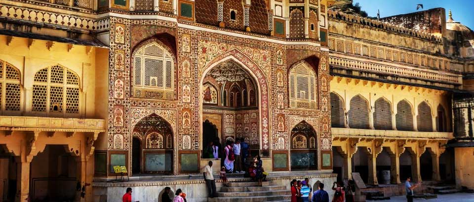 female tourist guide in jaipur