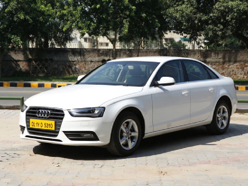 Jaipur Car Rental with Guide